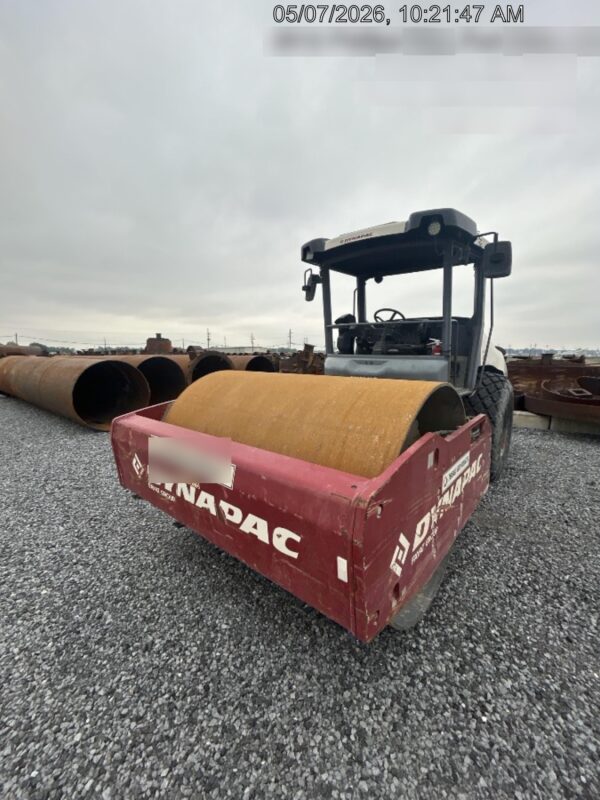2021 DYNAPAC CA2500D