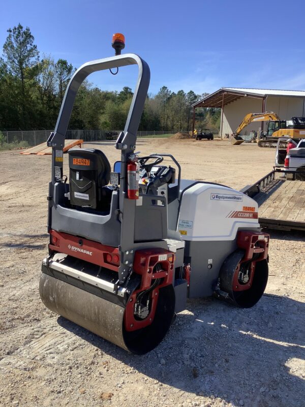 2021 DYNAPAC CC 1200