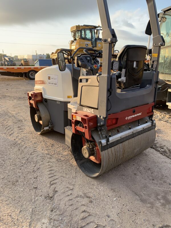 2021 DYNAPAC CC 1200