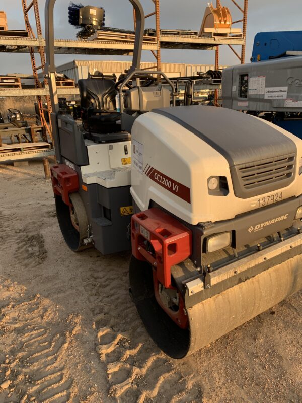 2021 DYNAPAC CC 1200