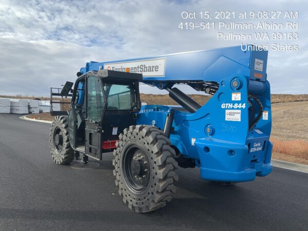 2021 GENIE GTH-844