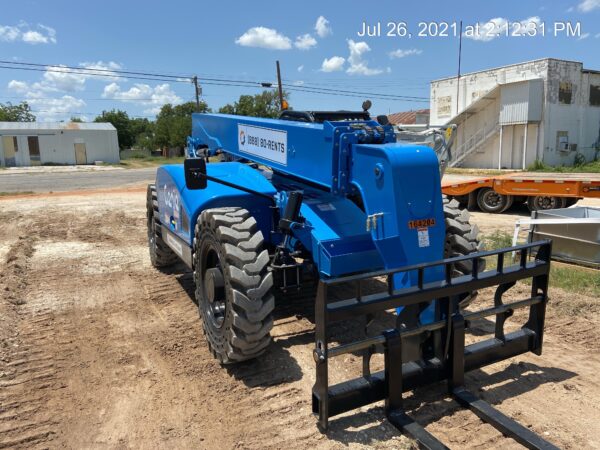 2021 GENIE GTH-844