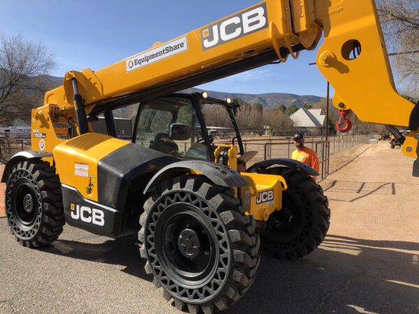2021 JCB 509-42