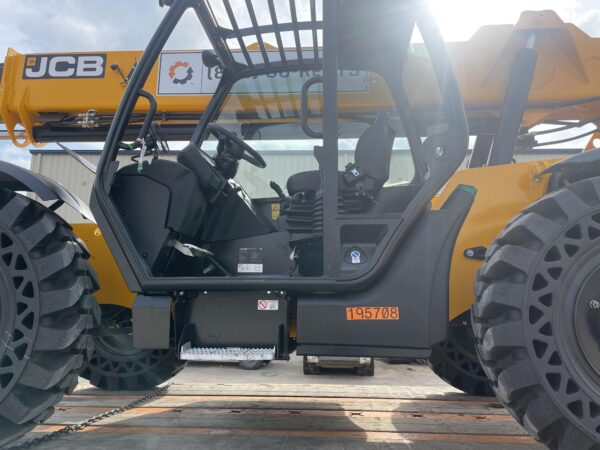 2021 JCB 509-42