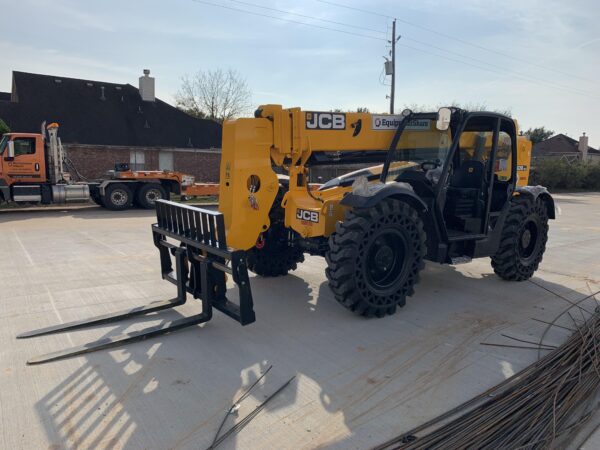 2021 JCB 509-42