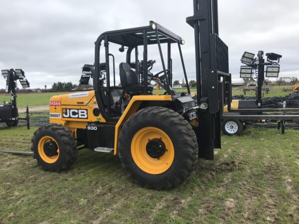 2021 JCB 930-4