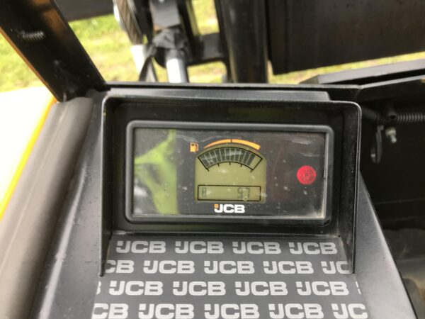 2021 JCB 930-4