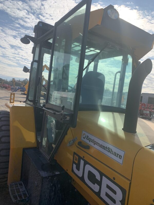 2021 JCB 940-4