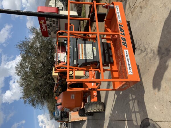 2021 JLG 450AJ