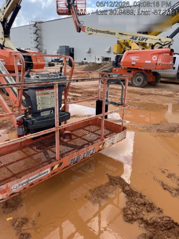 2021 JLG 600AJ