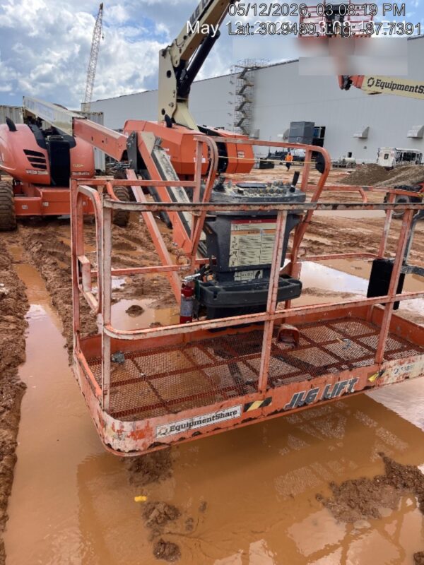 2021 JLG 600AJ
