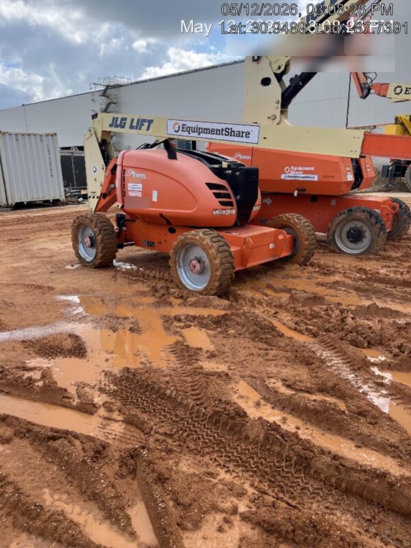 2021 JLG 600AJ