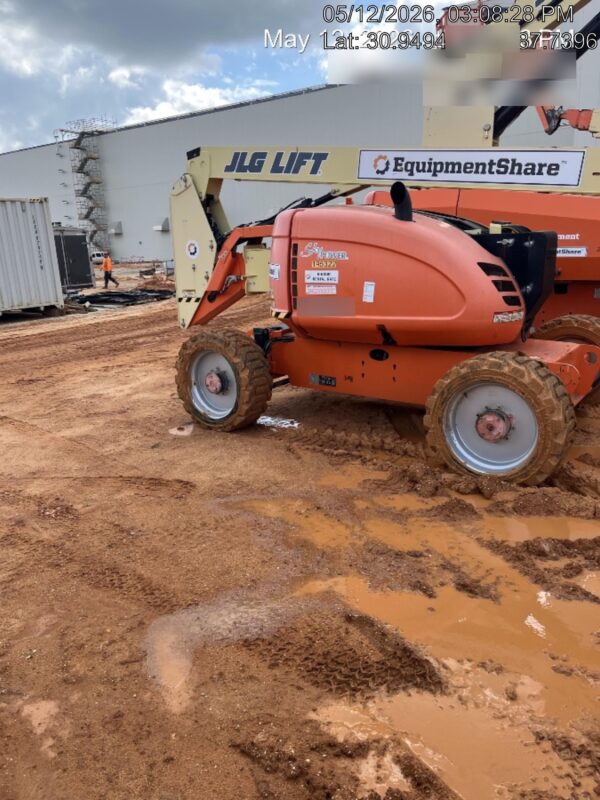 2021 JLG 600AJ