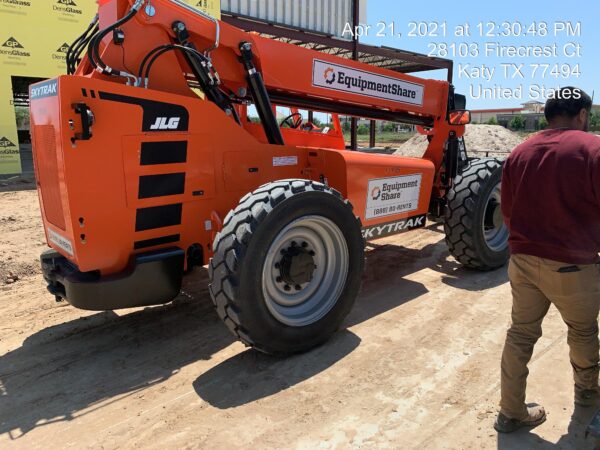 2021 JLG 6036