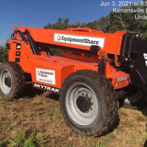 2021 JLG 8042