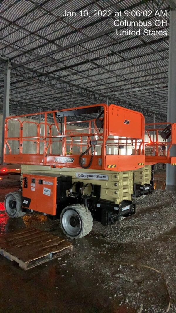2021 JLG RT4069