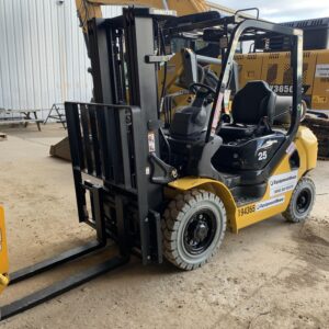 2021 KOMATSU FG25T-16
