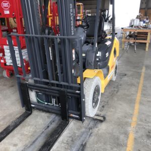 2021 KOMATSU FG25T-16