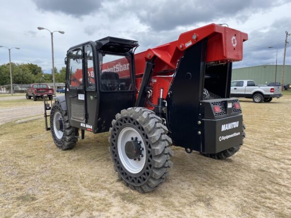 2021 MANITOU MTA8044