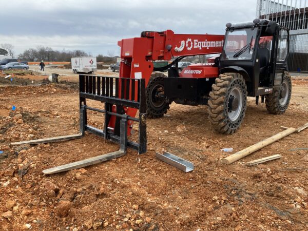 2021 MANITOU MTA8044