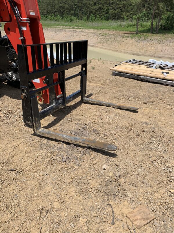 2021 MANITOU MTA8044