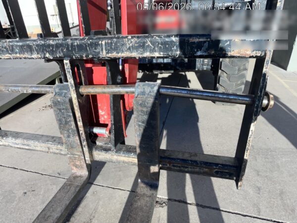 2021 MANITOU MTA8044