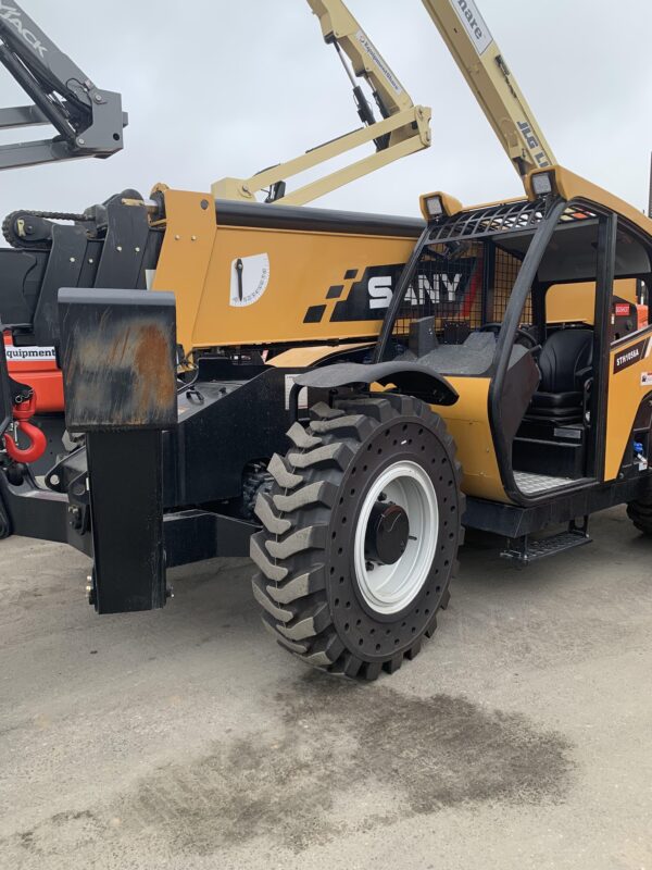 2021 SANY STH1056