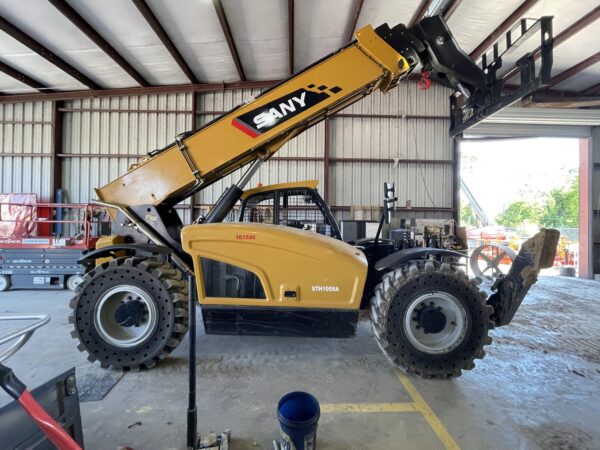 2021 SANY STH1056