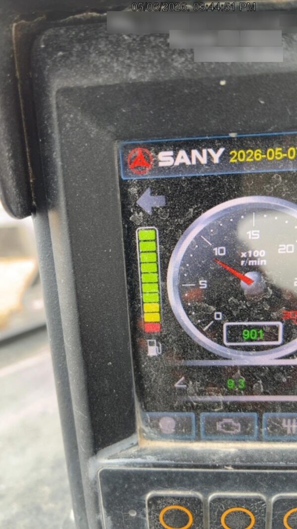 2021 SANY STH1056
