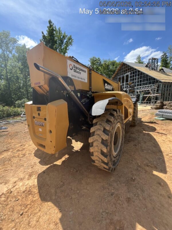 2021 SANY STH1056