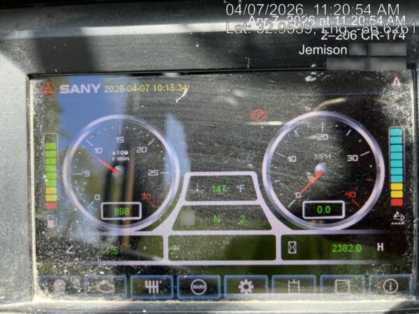2021 SANY STH1056