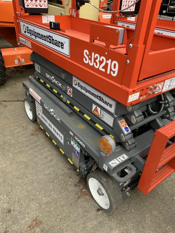 2021 SKYJACK SJ3219 2021 SKYJACK SJ3219