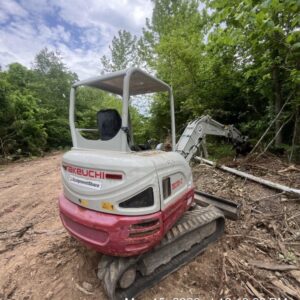 2021 TAKEUCHI TB235-2R