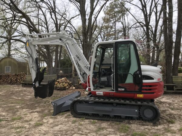2021 TAKEUCHI TB290C
