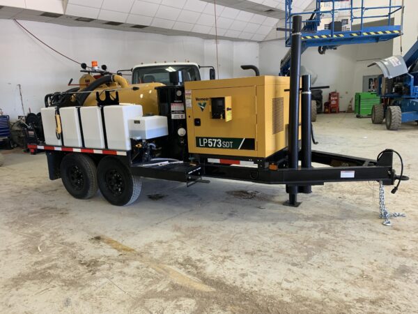 2021 VAC-TRON LP573SDT