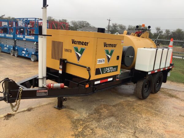 2021 VAC-TRON LP573XDT