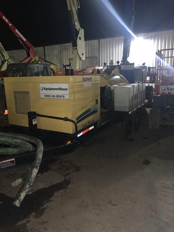 2021 VAC-TRON LP573XDT