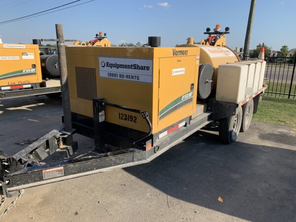 2021 VAC-TRON LP573XDT