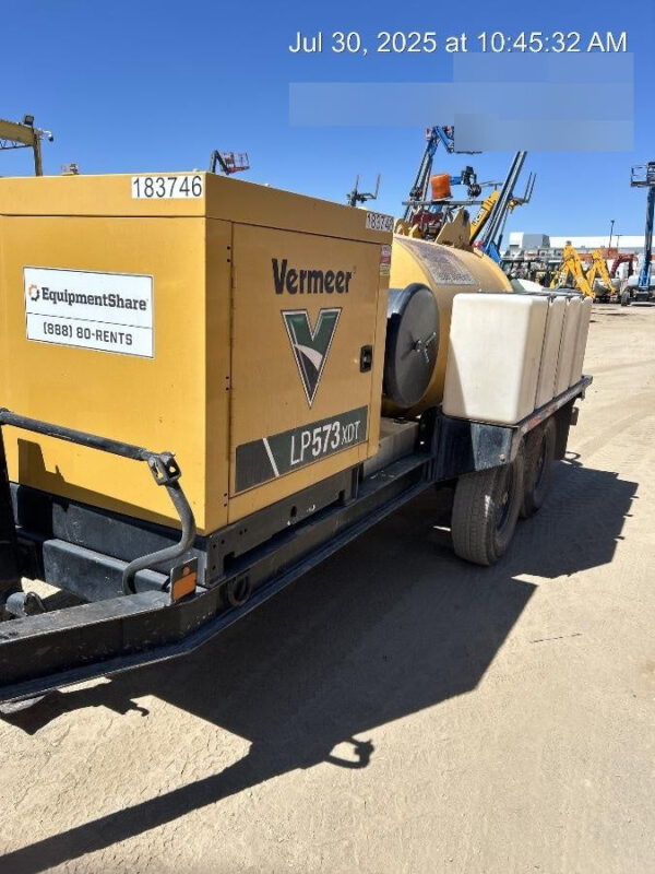 2021 VAC-TRON LP573XDT