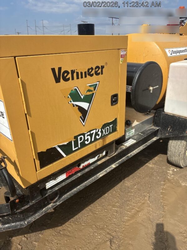 2021 VAC-TRON LP573XDT