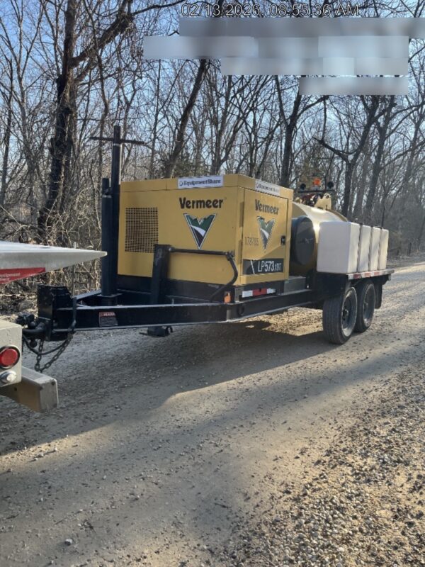2021 VAC-TRON LP573XDT