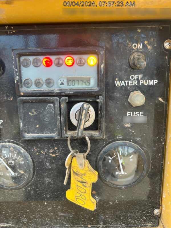 2021 VAC-TRON LP573XDT