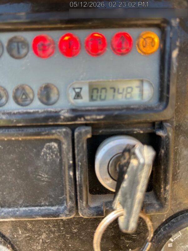 2021 VAC-TRON LP573XDT