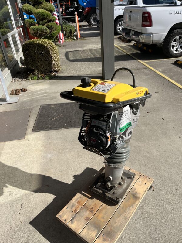 2021 WACKER NEUSON BS60-4As