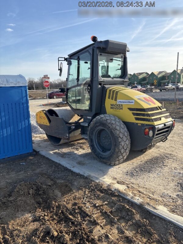 2021 WACKER NEUSON RC70