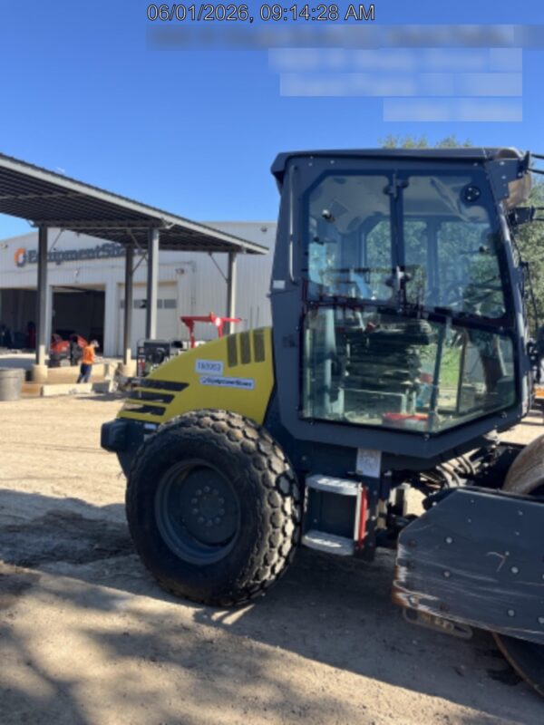2021 WACKER NEUSON RC70