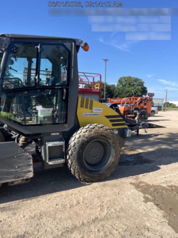 2021 WACKER NEUSON RC70