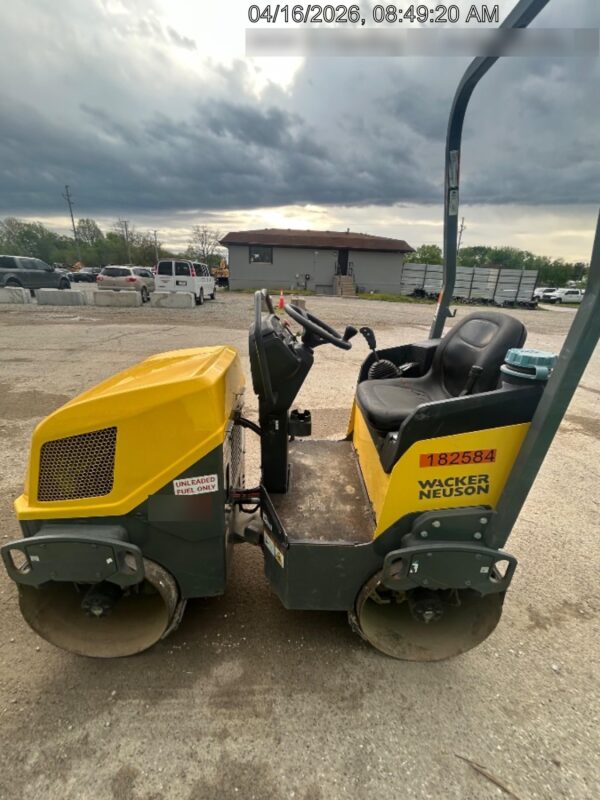 2021 WACKER NEUSON RD12A