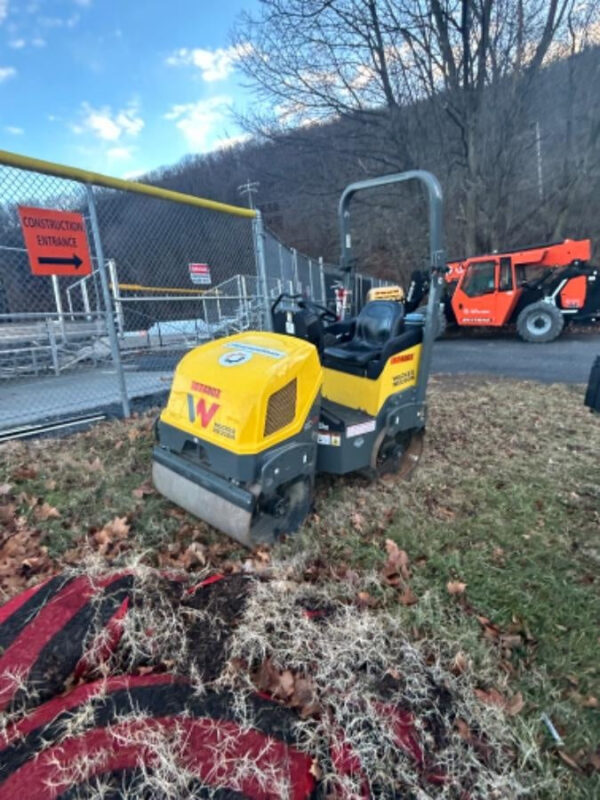 2021 WACKER NEUSON RD12A
