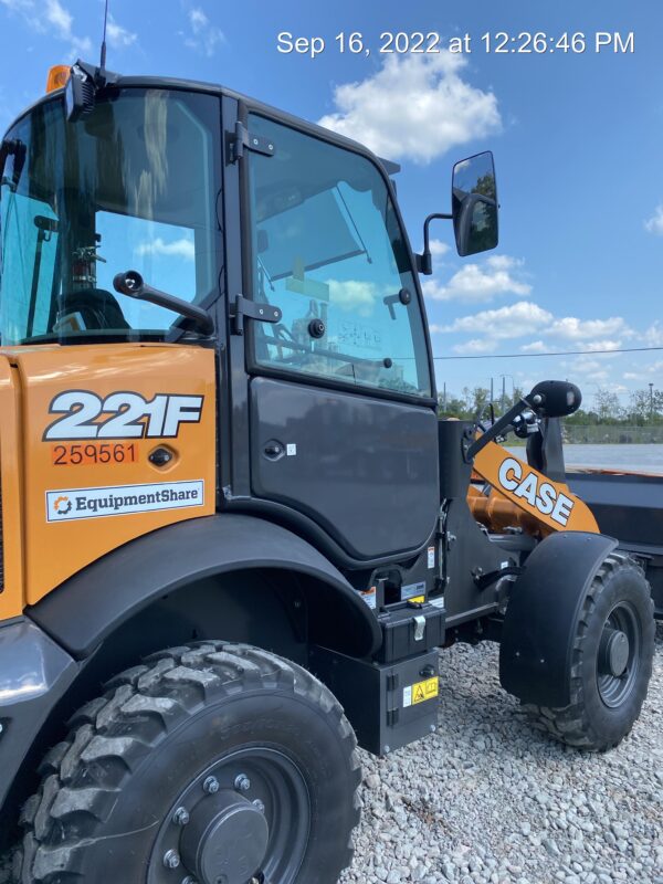 2022 CASE 221F 2022 CASE 221F